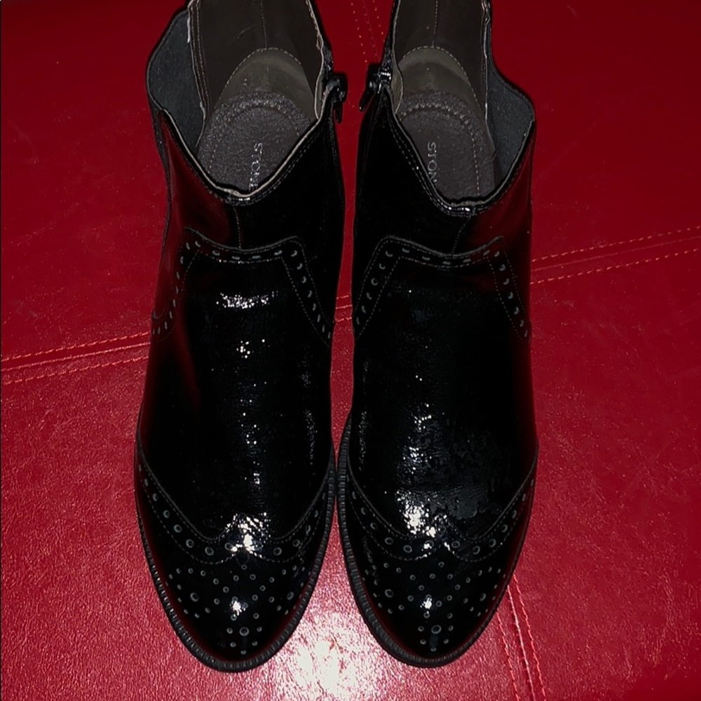 Stonefly LEATHER. BOOTIES EUC used once  italy